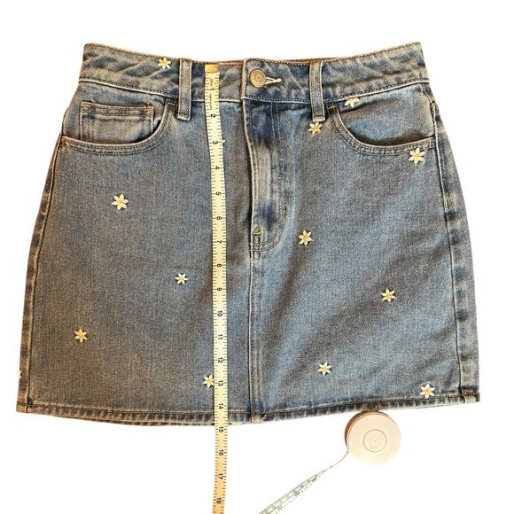 PACSUN Embroidered Flower Floral Denim Jean Miniskirt Women's Size 27 4 - Picture 5 of 5